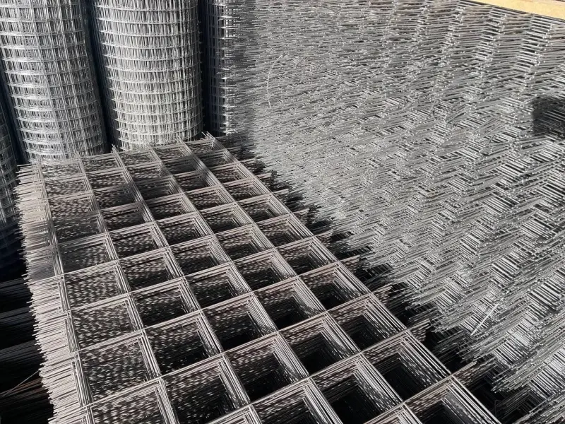 Сетка сварная из проволоки ВР 100×100×3 мм, карта 1×2 м